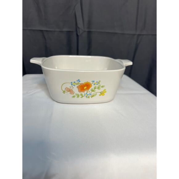 VINTAGE CORNING WARE FLORAL PATTERN SMALL CASSEROLE P-43B 700ML NO LID RARE! - Picture 1 of 4